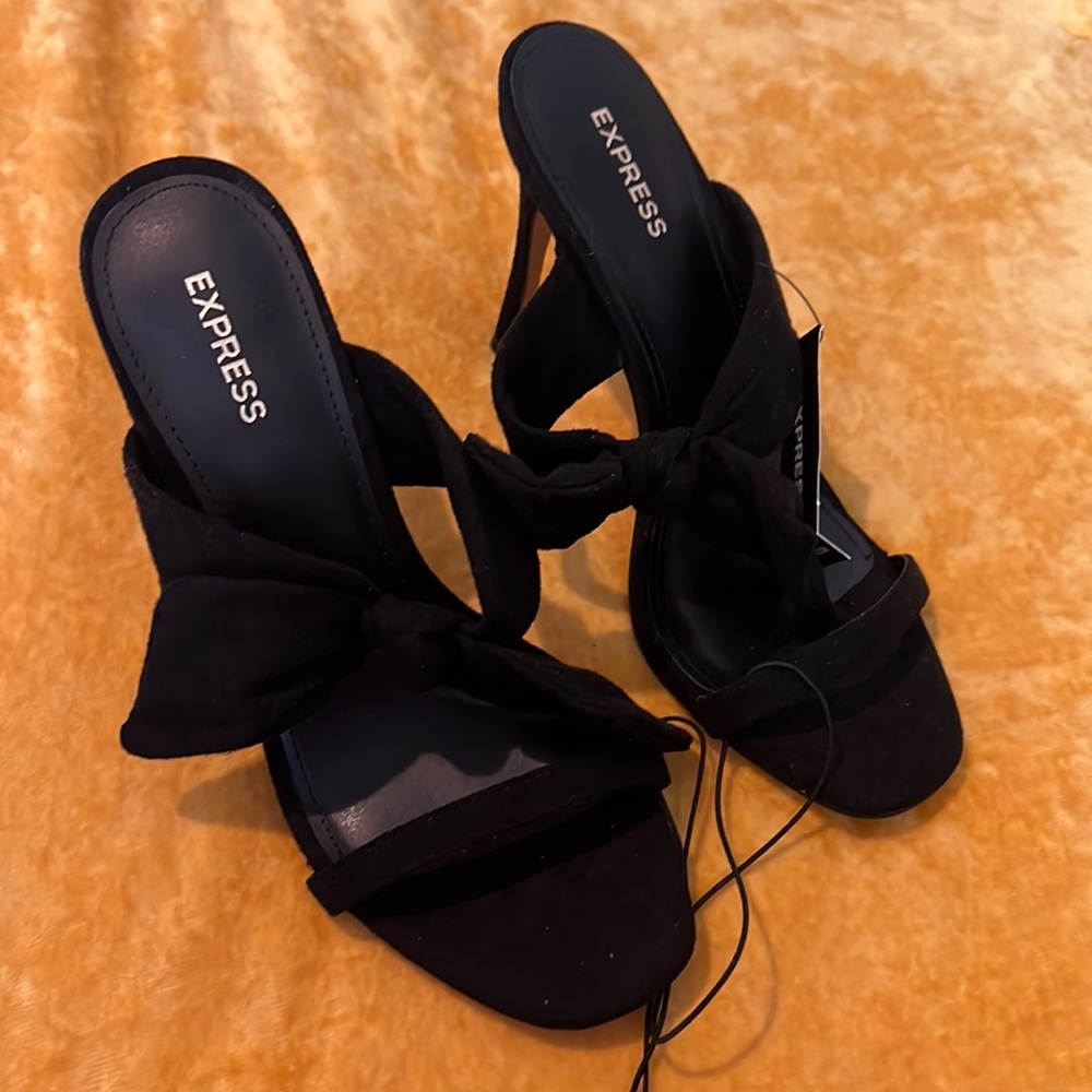 Black suede heels